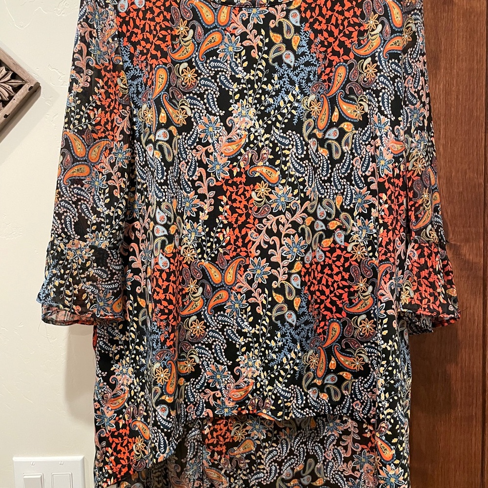 Sarah Michele Tuxedo Tail Tunic Floral Paisley